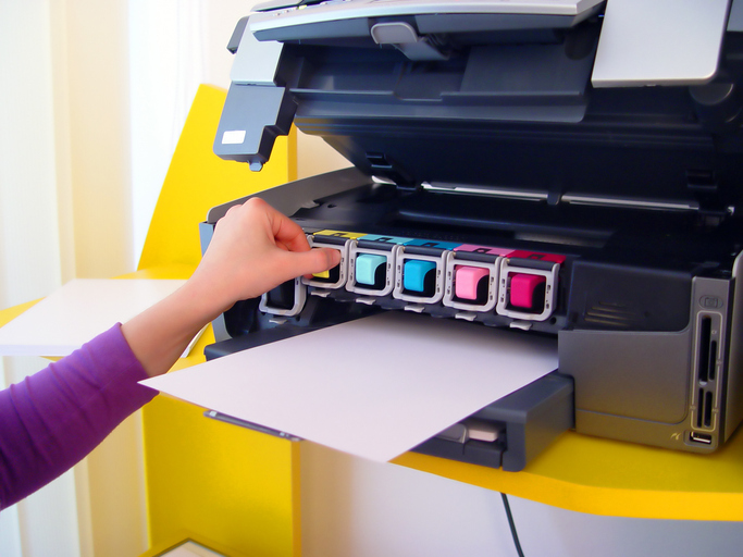 Dlaczego warto wybierać oryginalne tusze do drukarki?
